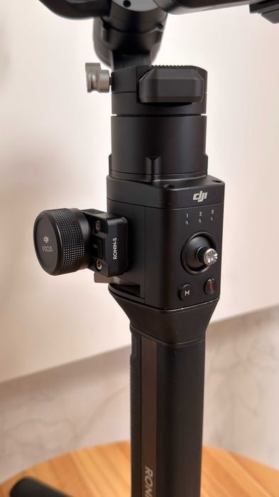 DJI Ronin-S + Focus Wheel + walizka + akcesoria | bardzo dobry stan