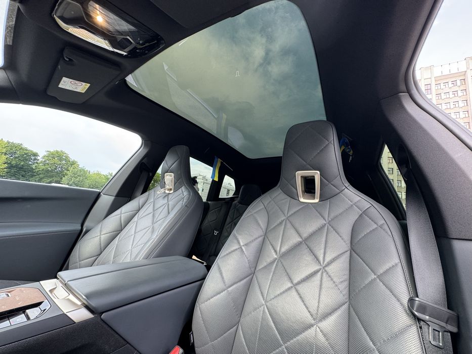 BMW iX 40 2023 Європа