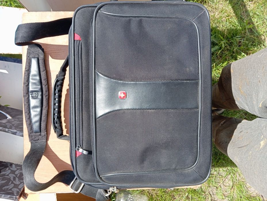 Швейцарская сумка