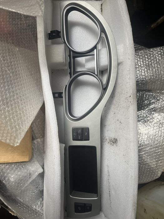 Рамка панели ауди q7