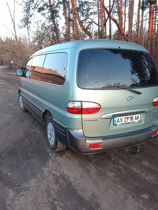 Hyundai H1 2005 2,4 газ/бензин