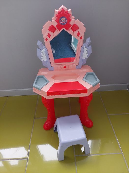 Косметическое зеркало для девочки