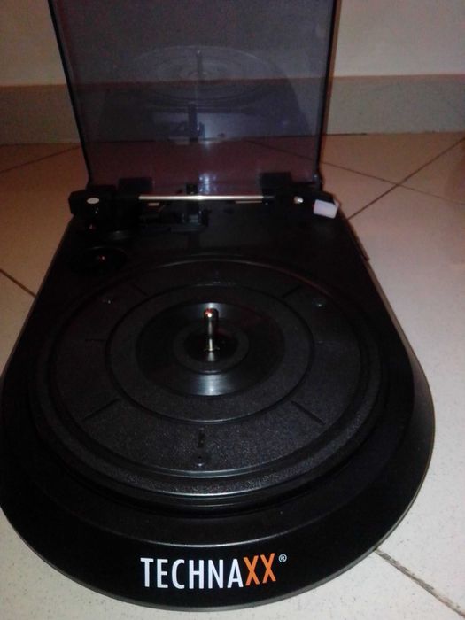 Gira-Discos TechnaXX