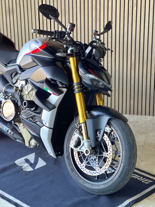 Ducati Streetfighter V4S