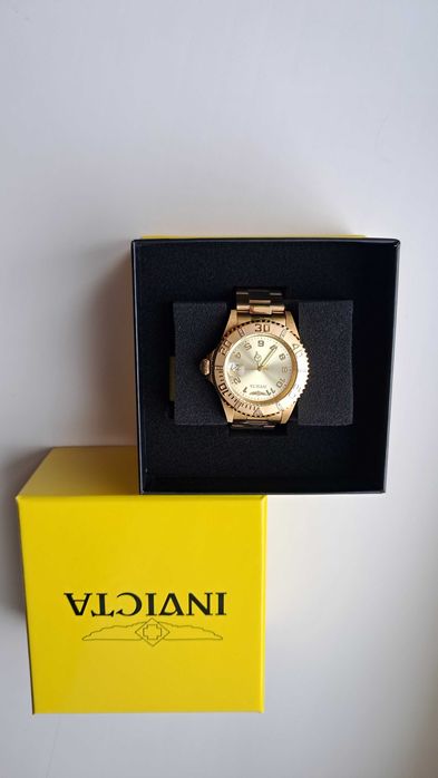 Часы Invicta Pro Diver с бриллиантами  0,06 карат Swiss Ronda 515