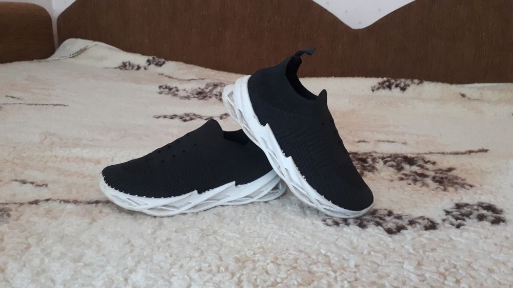 Buty chłopięce używane rozmiar 29.