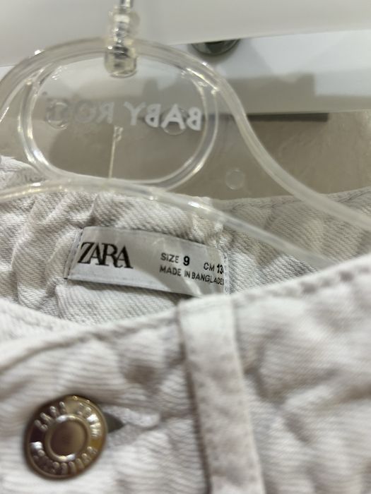Білі Джинси Zara
