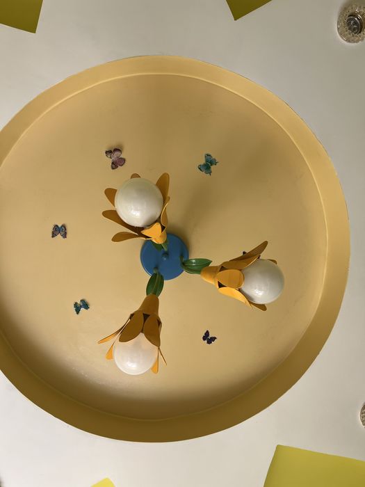 Світильник у дитячу квіточки