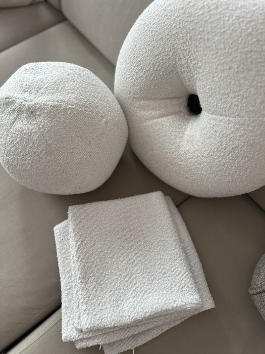 Zestaw boucle H&M home poszewka poduszka kula