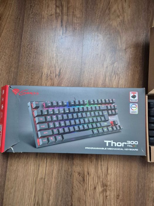 Genesis Thor 300 TKL