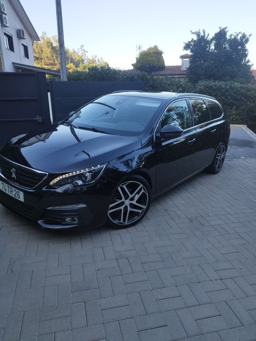 Peugeot 308 SW 2017 — photo 2