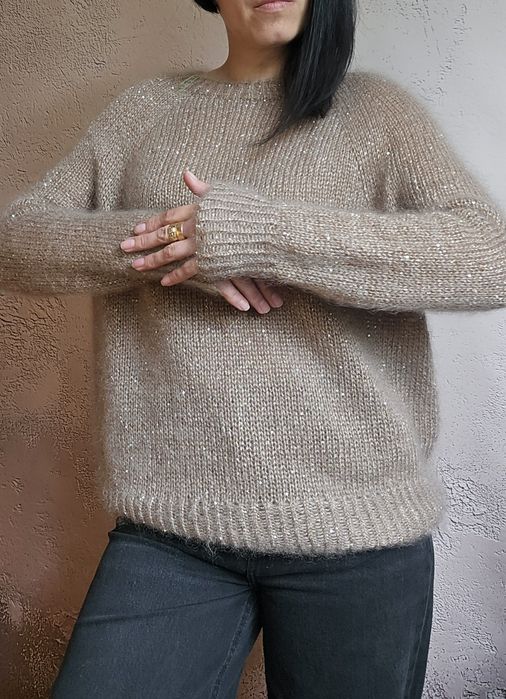 В'язаний джемпер. Ручна робота