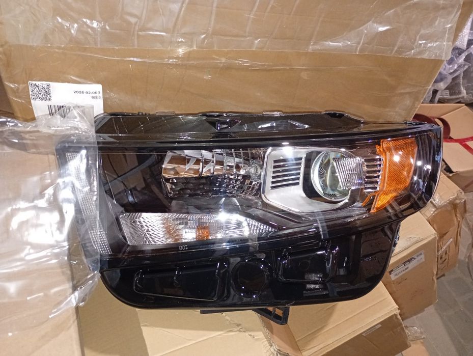 Фара чорна права ліва Ford Edge 15+
