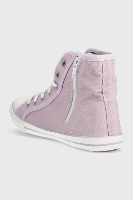 Кеди жіночі з колекції Mustang 38р.