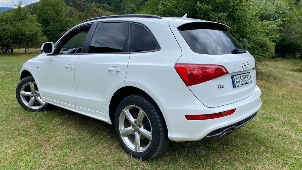 Продається Audi Q5