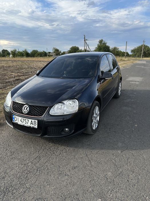 Гольф 5, 2004 рік
