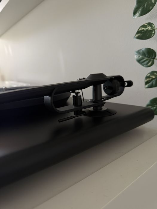 Roksan Attessa - gira discos vinil