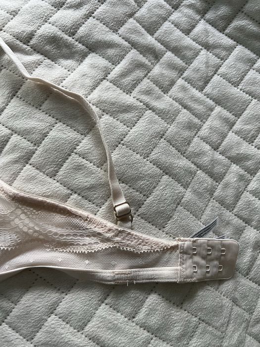 Biustonosz Esotiq 65E