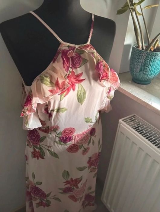 nowa sukienka m długa