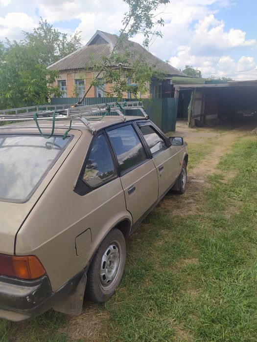 Продам Москвич 2141