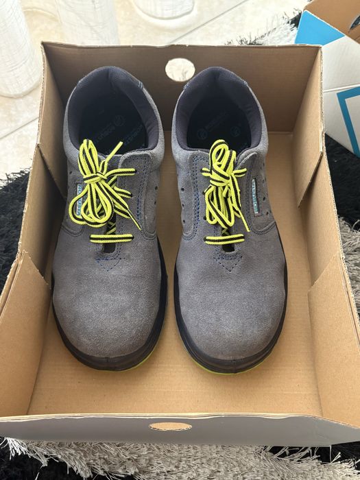 Sapato Robusta S1P com biqueira+ Palmilha Robusta Acebo