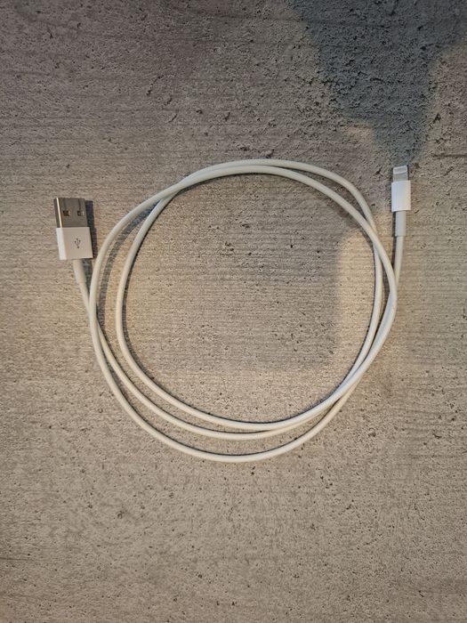 Продам комплект аксесуарів для iPhone (опис)