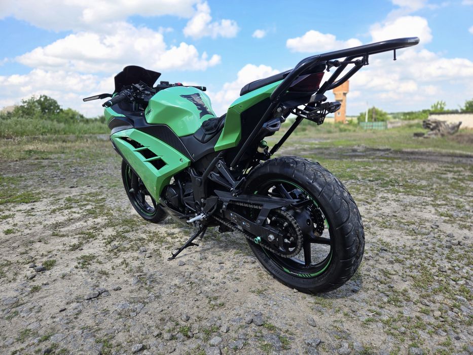 Kawasaki ninja 300
