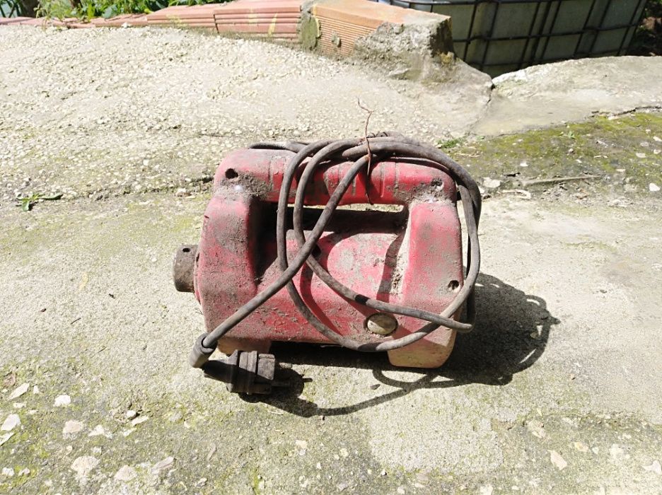 Vendo vibrador para mangueira de 2 metros