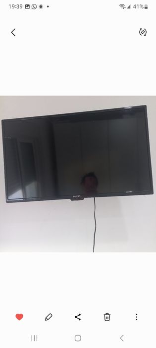 Tv Silver 32 polegadas com suporte  de parede