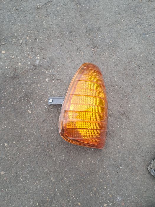 Kierunkowskaz mercedes w123