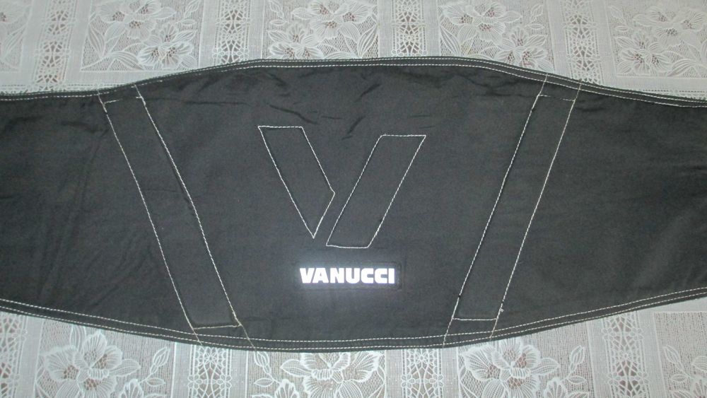 pas nerkowy vanucci.