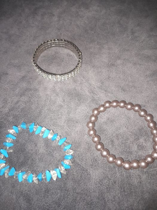 Жіночі  браслети