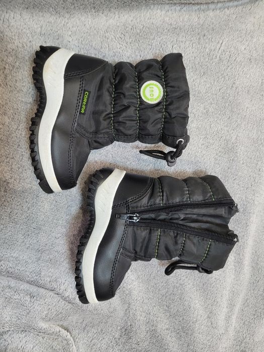 Продам зимові сапожки, дутики cortina чорні  22розмір