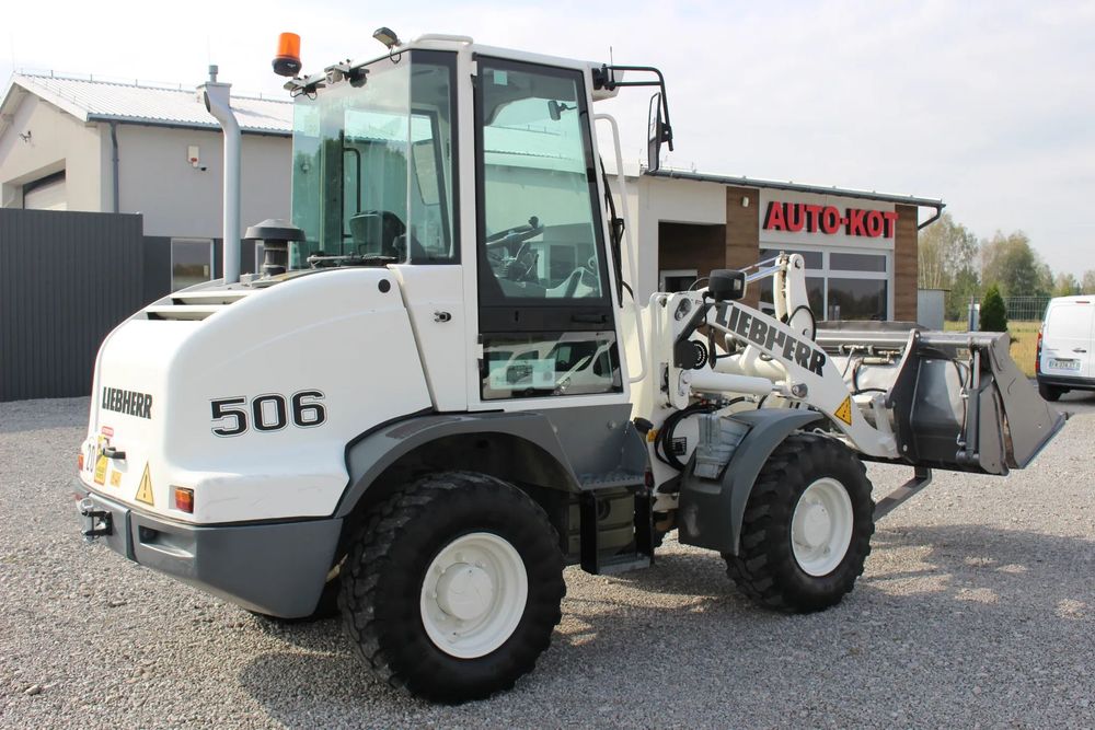Liebherr L506 STEREO / ŁYŻKA / WIDŁY / SZYBKOZŁĄCZE / SPROWADZONA Z FRANCJI/  Stereo / auto-kot.pl /