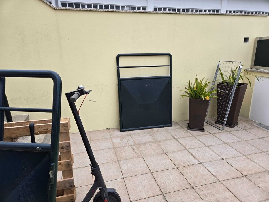 Portões e Gradeamentos Exterior