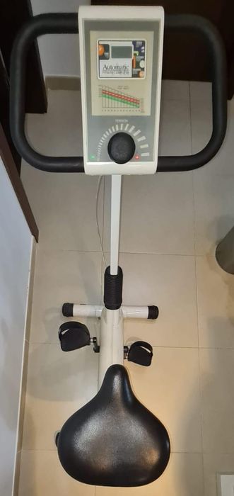 Bicicleta estática sem resistência446992161503324161