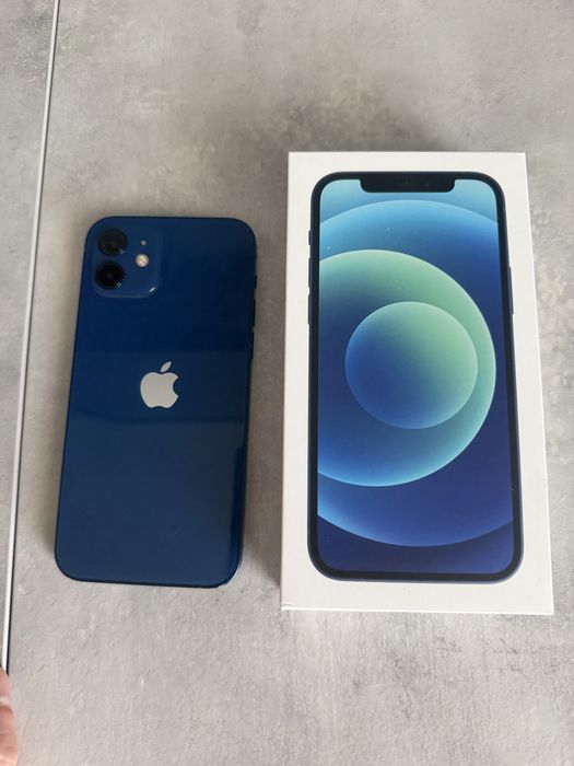 Iphone 12 niebieski