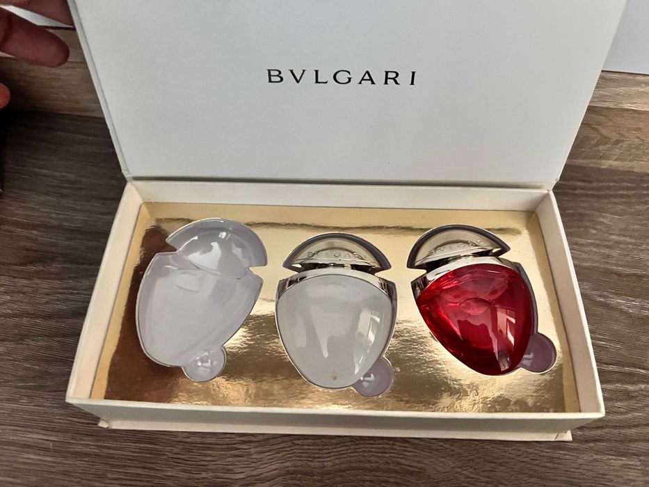 Perfumes novos com caixas