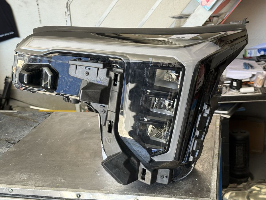 Kia sorento farol esquerdo Led 2025