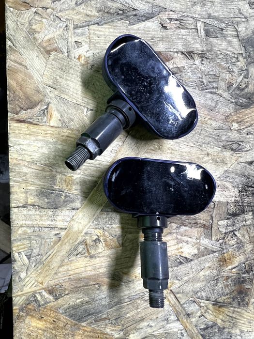 Датчик тиску Тесла Разборка Киев 1490701-01-В