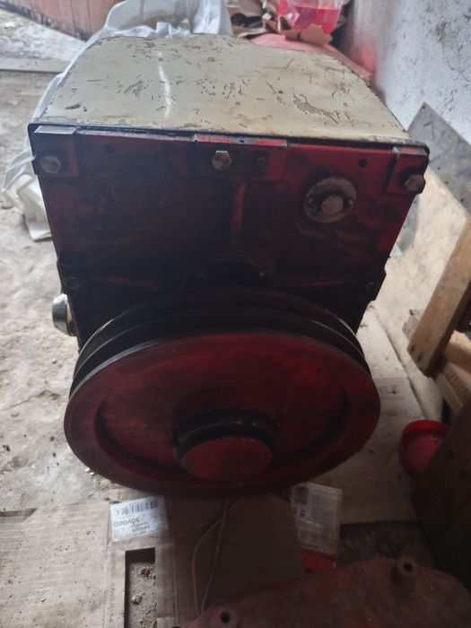 Редуктор планетарний