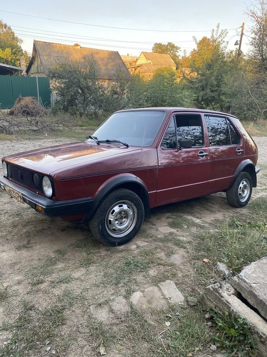 Гольф 1  1.8  5 ст кпп газ бенз