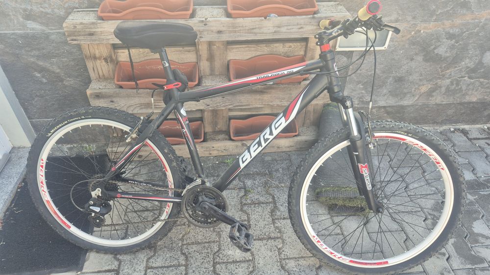 Bicicleta BTT Berg trailrock 30