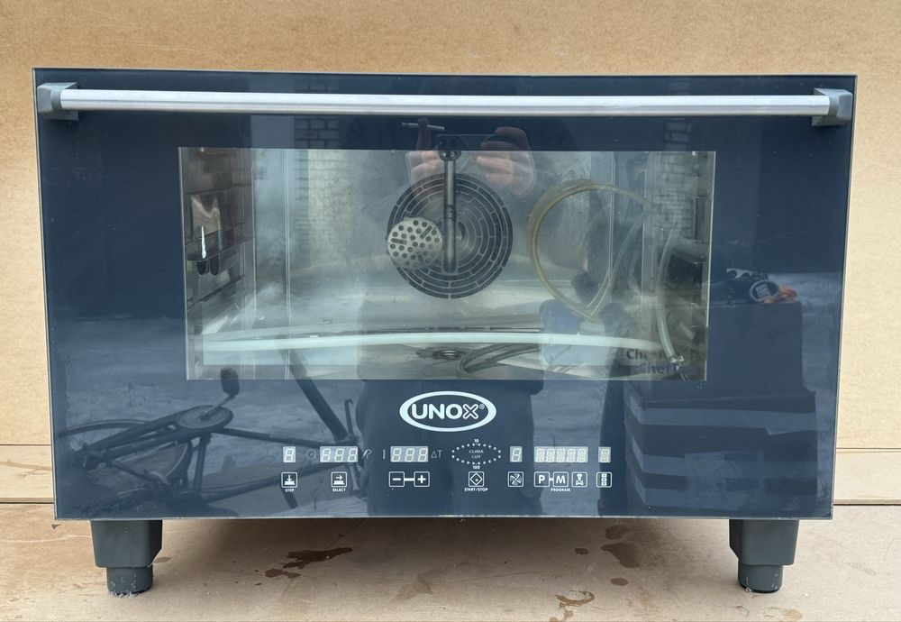 Пароконвектомат UNOX XVC 105 E 	1200$