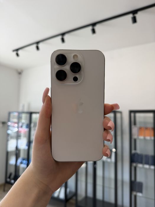 Telefon iPhone 15 PRO 256GB Biały Apple Gwarancja iTrade