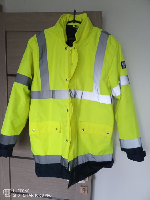 Светоотражающая теплая куртка повышенной видимости р.52