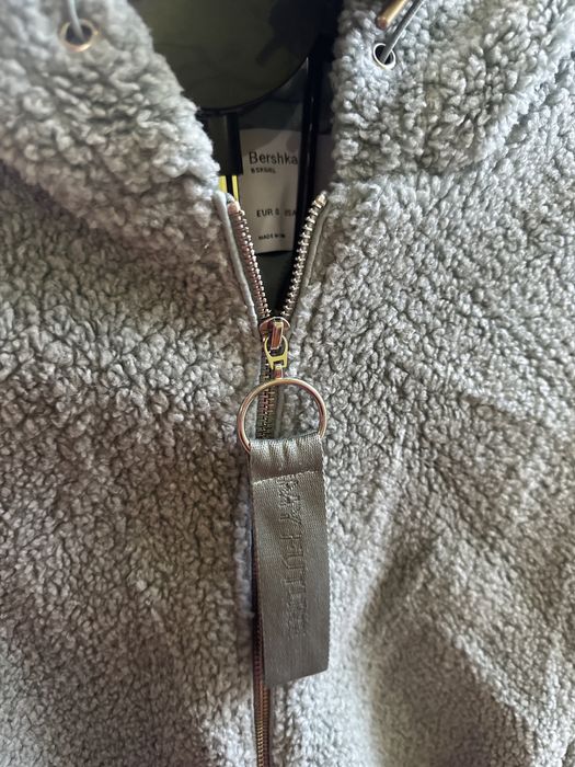 Шубка теді укорочена