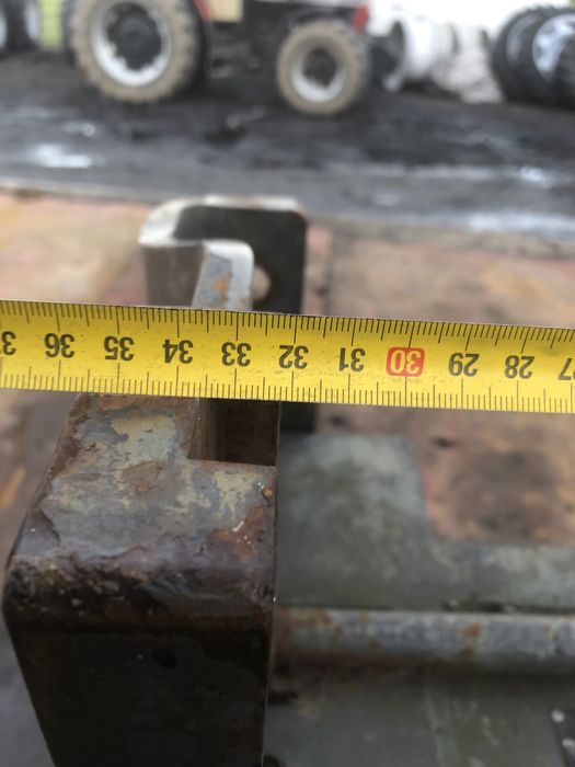 Konsola zaczepu massey ferguson