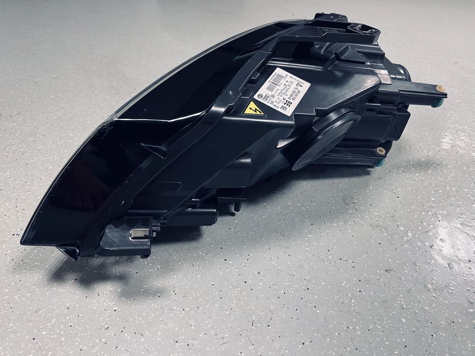 Farol/Otica D3S Original Audi A3 8P