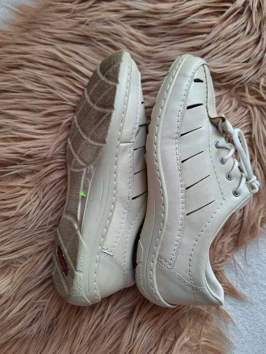 Buty rieker 39 jasne